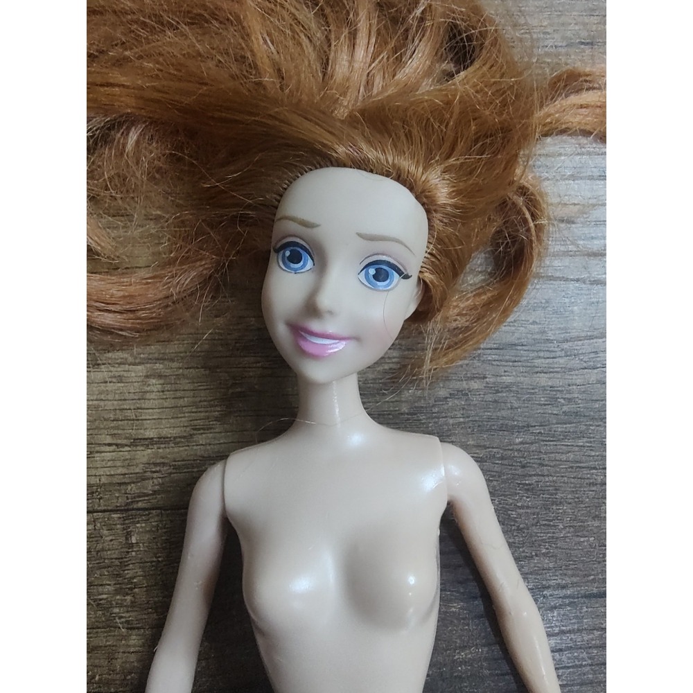 1999 (2006 Head) Enchanted Giselle Doll Disney Movie Nude Red Hair Blue Eye Read